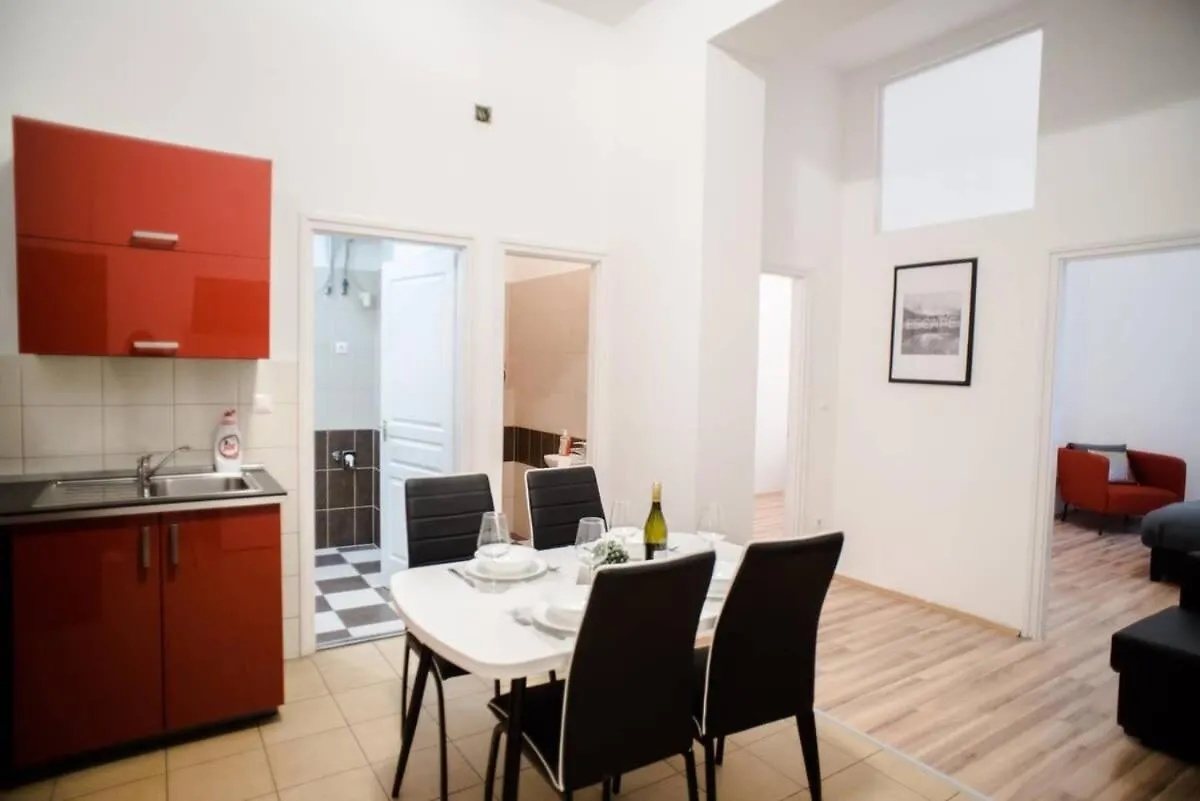Very Central Spacious Ac Apartment Budapest 0*,  Ungheria